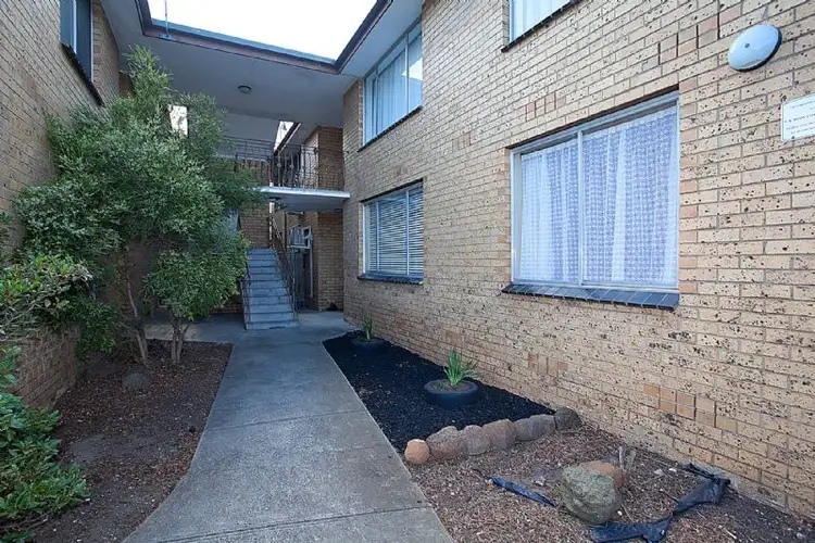 Unit 2/16 Tulloch Street, Deer Park VIC 3023