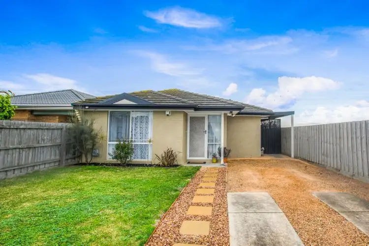 58 Rachel Drive, Cranbourne North VIC 3977