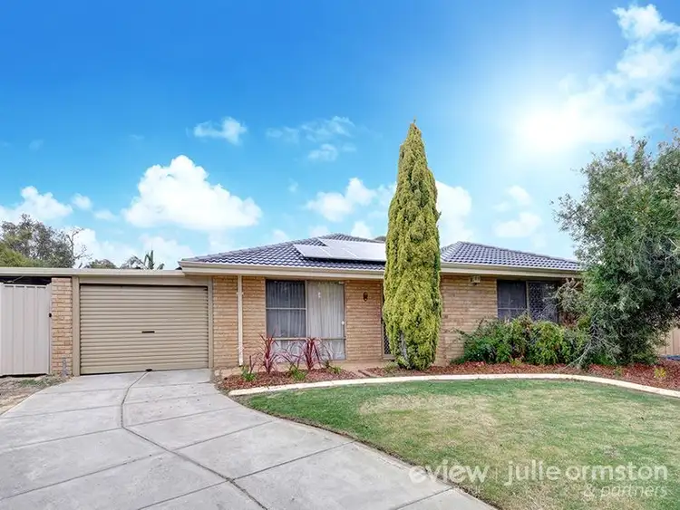1 Bluejay Close, Woodvale WA 6026