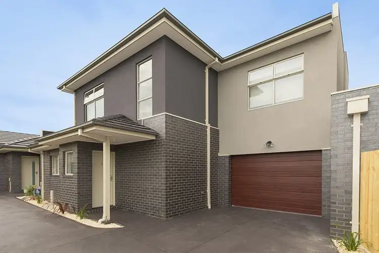 2/71 Maude Avenue, Glenroy VIC 3046