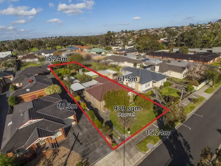 12 Ethel Street, Oak Park VIC 3046