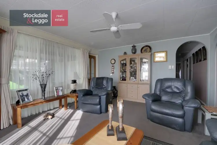Sixth view of Homely house listing, 2 Blackwood Place, Morwell VIC 3840