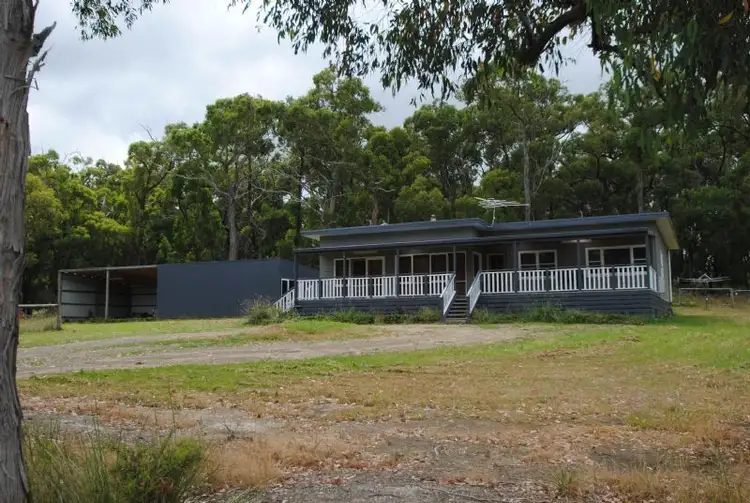 120a BUFFALO-STONY CREEK ROAD, Buffalo VIC 3958