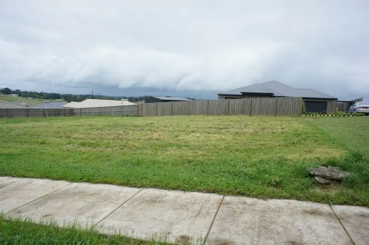 3 Penfold Place, Drouin VIC 3818