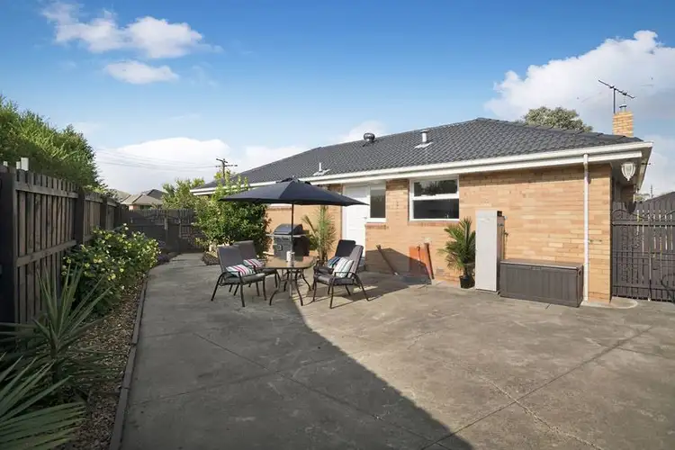 Fifth view of Homely house listing, 19 Gish Court, Hadfield VIC 3046
