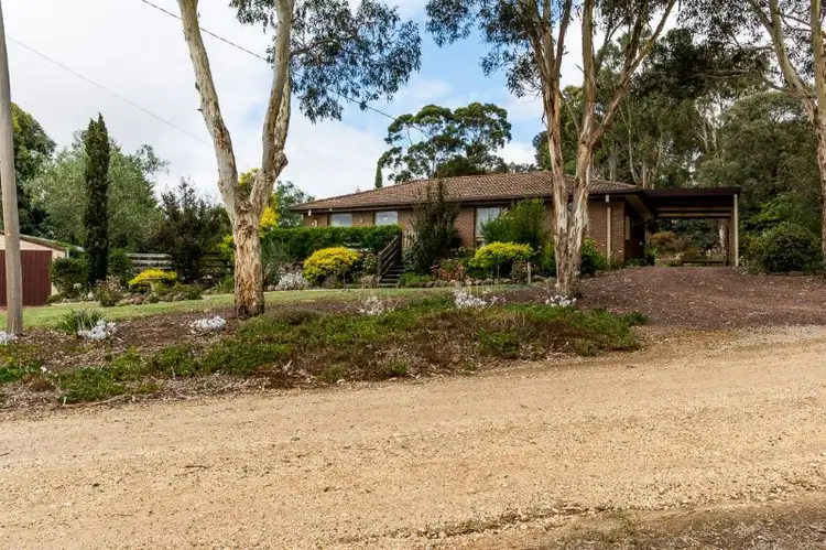 9 Mercer Street, Shelford VIC 3329
