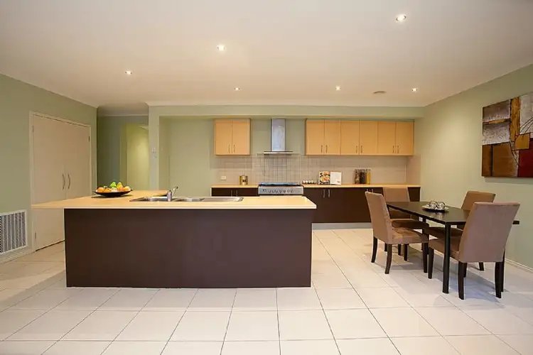 Fifth view of Homely house listing, 8 Sheryn Street, Derrimut VIC 3030