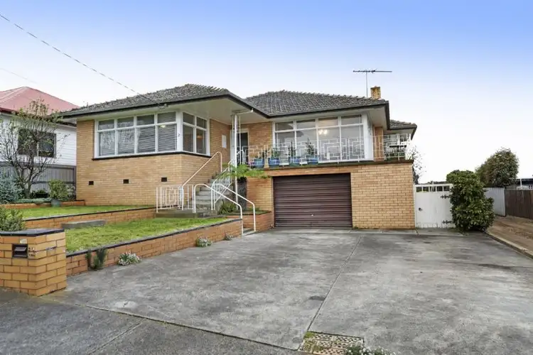 2 Corinella Street, Bell Post Hill VIC 3215