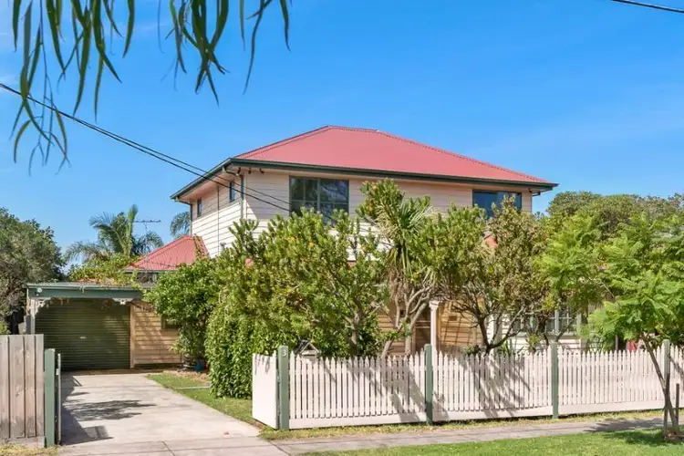 3 Rosslyn Avenue, Seaford VIC 3198