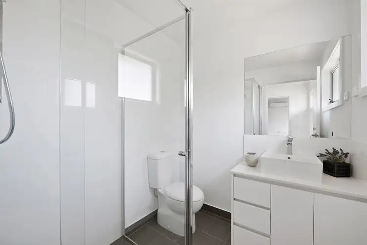 Sixth view of Homely townhouse listing, 4/11 Rhodes Parade, Pascoe Vale VIC 3044