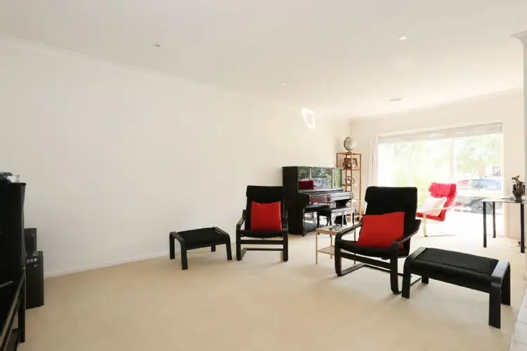 Second view of Homely house listing, 7 Wentworth Drive, Taylors Lakes VIC 3038