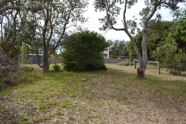 71 McIndoe Avenue, Venus Bay VIC 3956