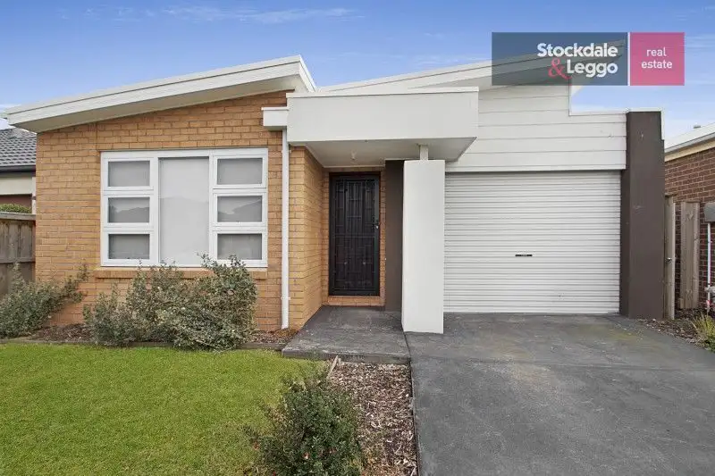 Main view of Homely house listing, 16 Lemon Grove, Cranbourne West VIC 3977