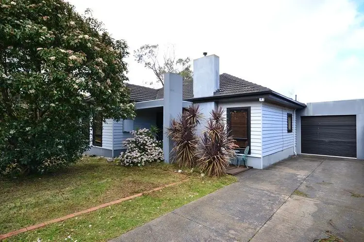 25 Poole Street, Deer Park VIC 3023