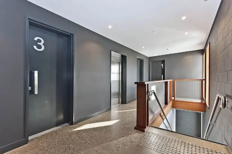 APT 3/32 - 32A Bank Street, Port Fairy VIC 3284