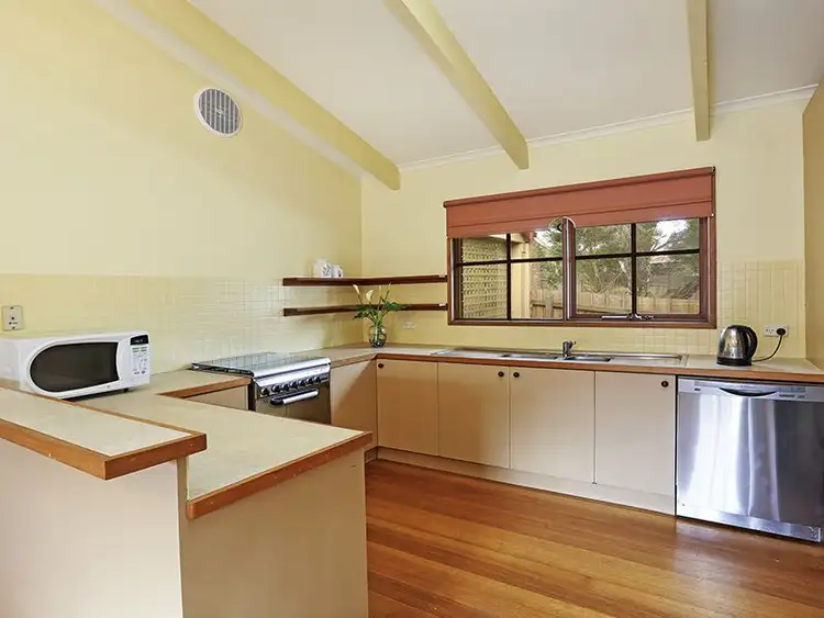 Fifth view of Homely house listing, 2 Titian Court, Grovedale VIC 3216