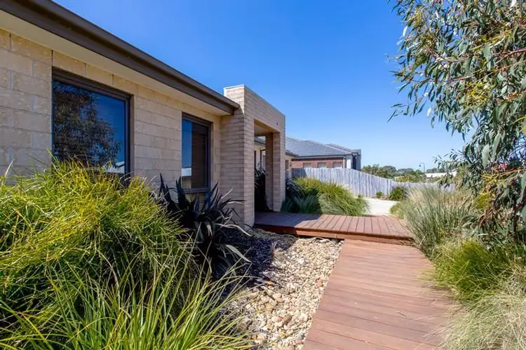 31 Beachcomber Drive, Inverloch VIC 3996