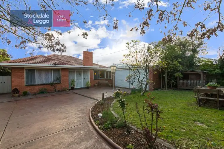 2 Ryland Avenue, Croydon VIC 3136