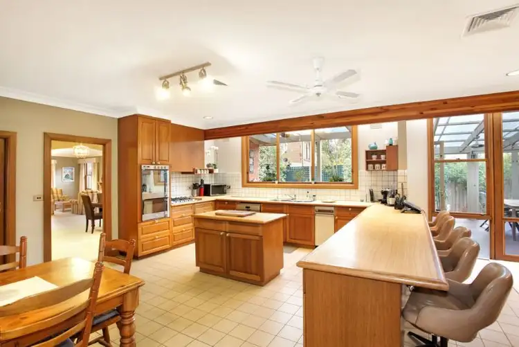 Sixth view of Homely house listing, 3 Oakdene Court, Mount Waverley VIC 3149
