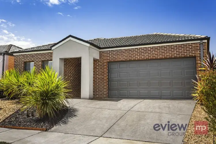 8 Black Range Avenue, Craigieburn VIC 3064