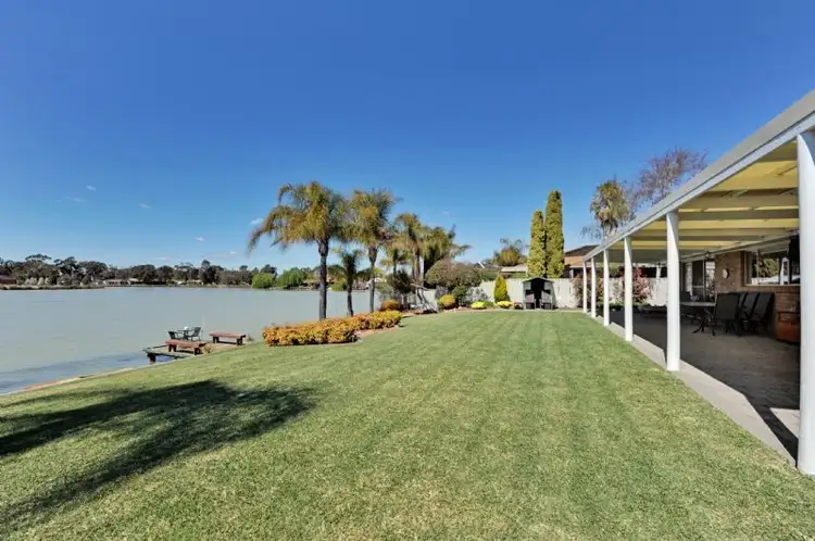 12 Craigmuir Drive, Mooroopna VIC 3629