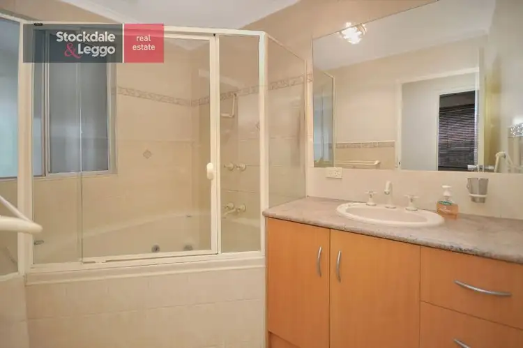 Sixth view of Homely house listing, 5 Beresford Crescent, Gladstone Park VIC 3043
