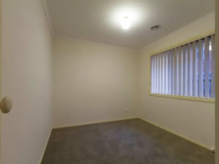 Sixth view of Homely house listing, 35 Sunny Vale Drive, Langwarrin VIC 3910