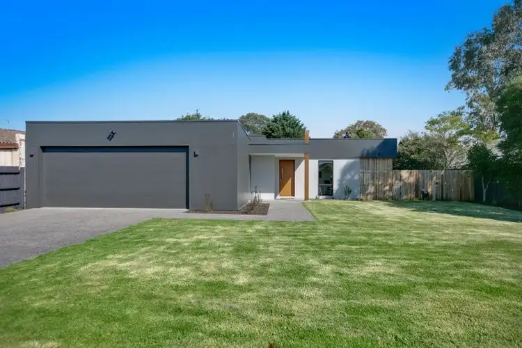 146 Kunyung Road, Mount Eliza VIC 3930