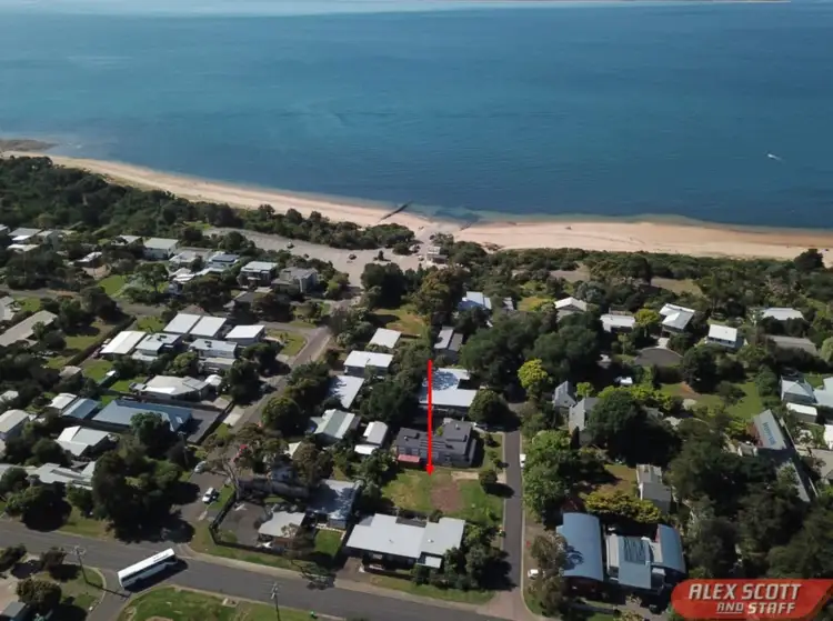 1 GLEN ISLA COURT, Cowes VIC 3922