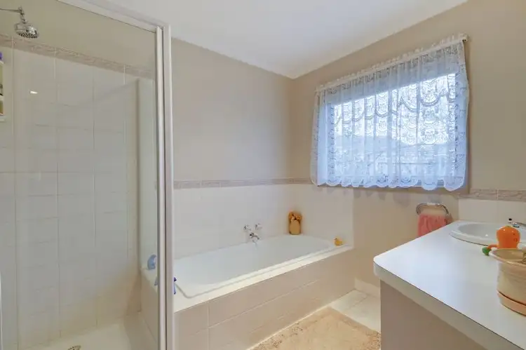 Fourth view of Homely house listing, 2 Noonga Place, Morwell VIC 3840