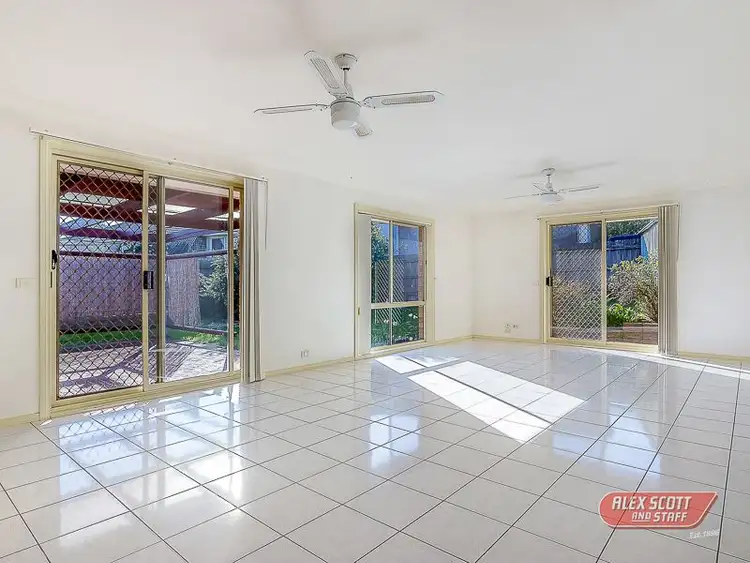 Sixth view of Homely house listing, 14 HEDGELEY DRIVE, Berwick VIC 3806