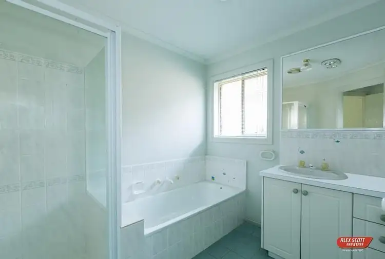 Seventh view of Homely house listing, 9 Scott Place, Inverloch VIC 3996