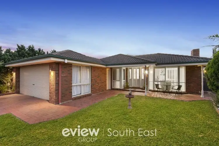 6 Montgomery Court, Narre Warren South VIC 3805