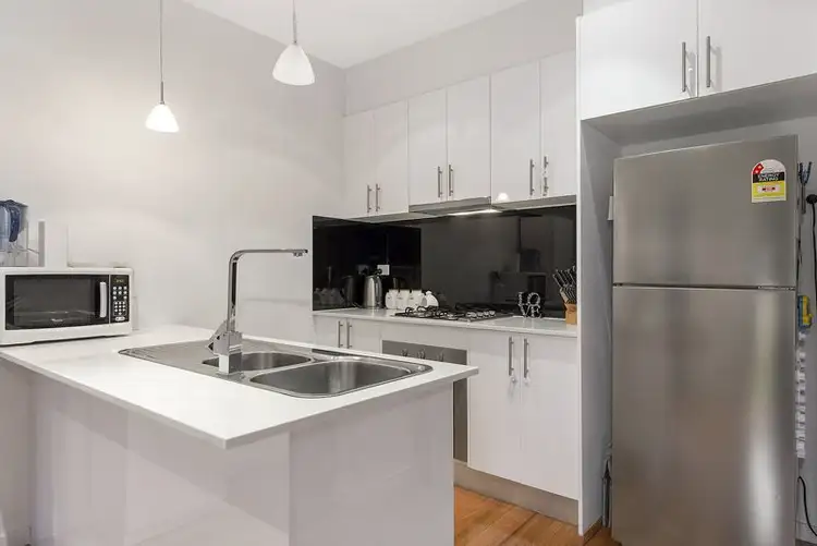 Fourth view of Homely townhouse listing, 2/21 Melbourne Avenue, Glenroy VIC 3046