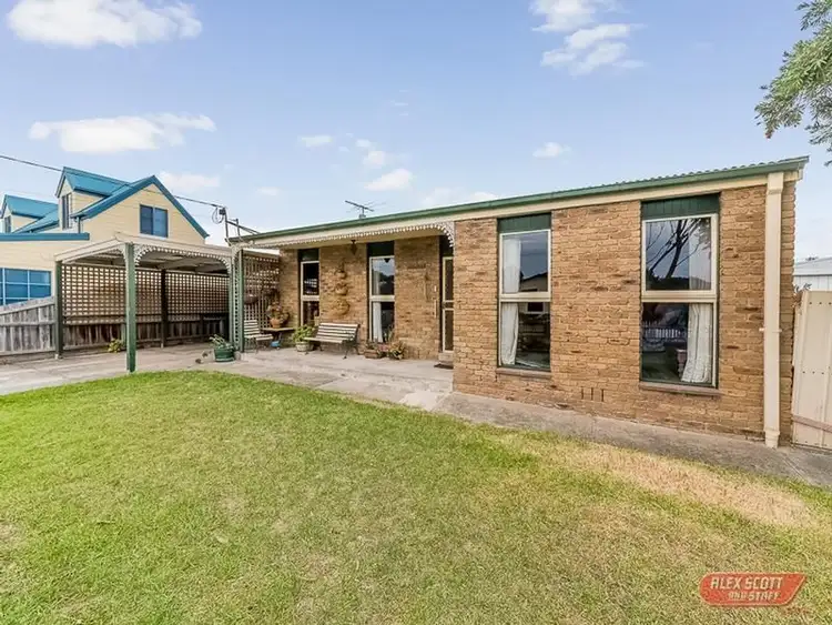 7 SUMMERHAYES AVENUE, Cape Woolamai VIC 3925