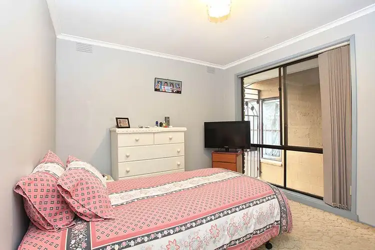 Fifth view of Homely house listing, 21 Atheldene Drive, St Albans VIC 3021