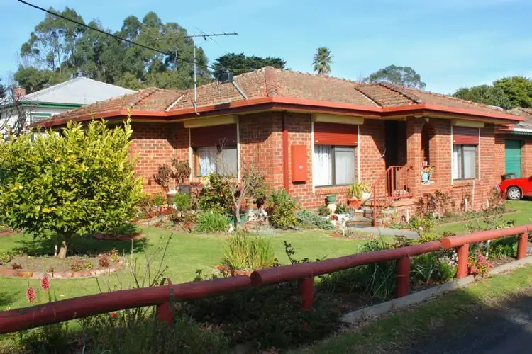 1/4 CLARENCE STREET, Loch VIC 3945