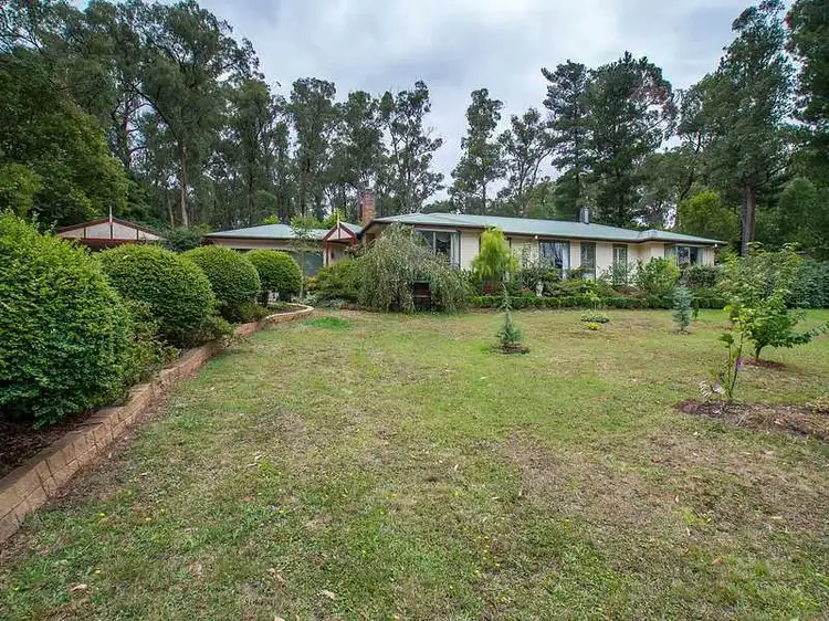 18 Steel Road, Emerald VIC 3782