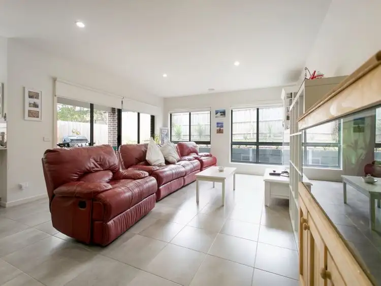 Sixth view of Homely house listing, 10 Warrenwood Place, Langwarrin VIC 3910