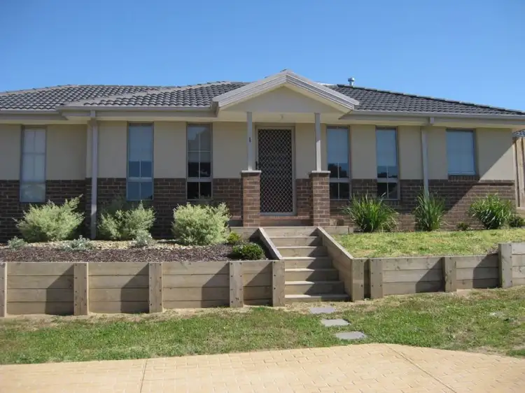 1/38 WINGARA DRIVE, Rosebud West VIC 3940