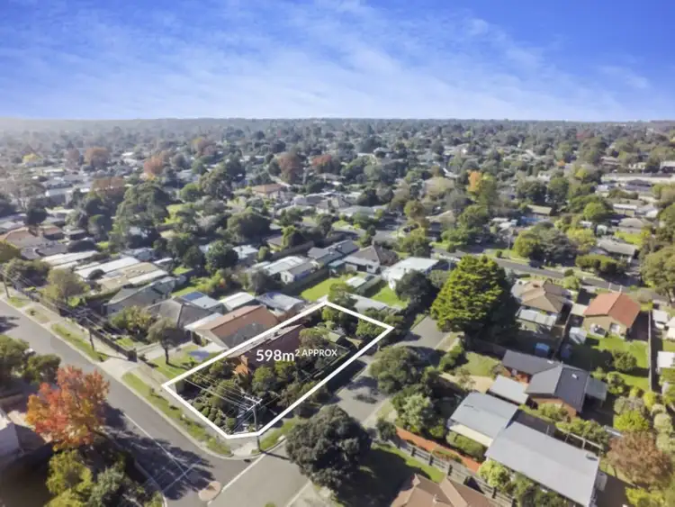 2 Daly Street, Frankston VIC 3199