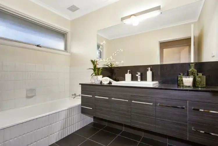 Fourth view of Homely house listing, 6 Peru Court, Mount Waverley VIC 3149