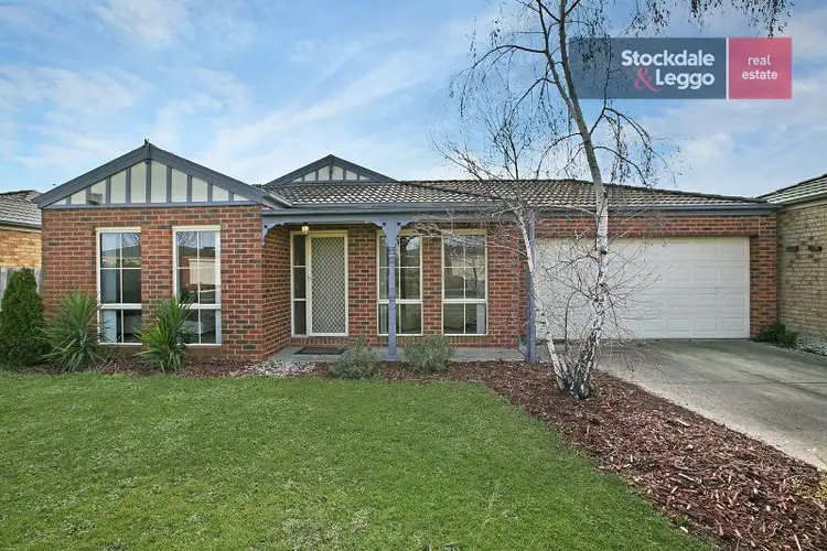 14 Bookham Way, Cranbourne West VIC 3977