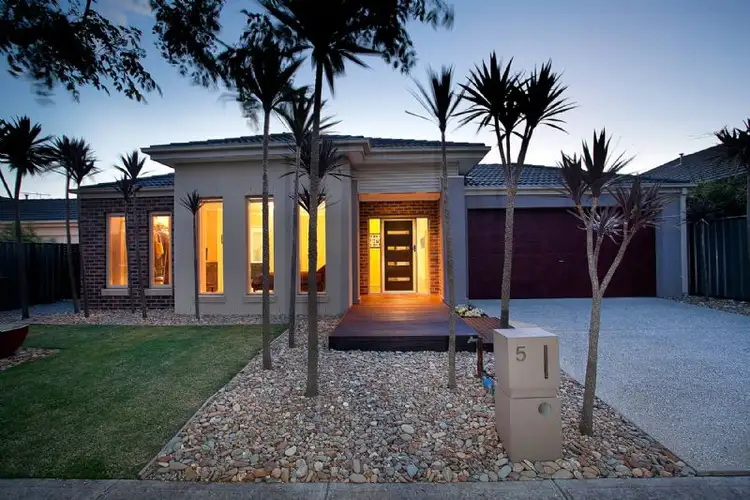 5 Dartmouth Chase, Derrimut VIC 3030