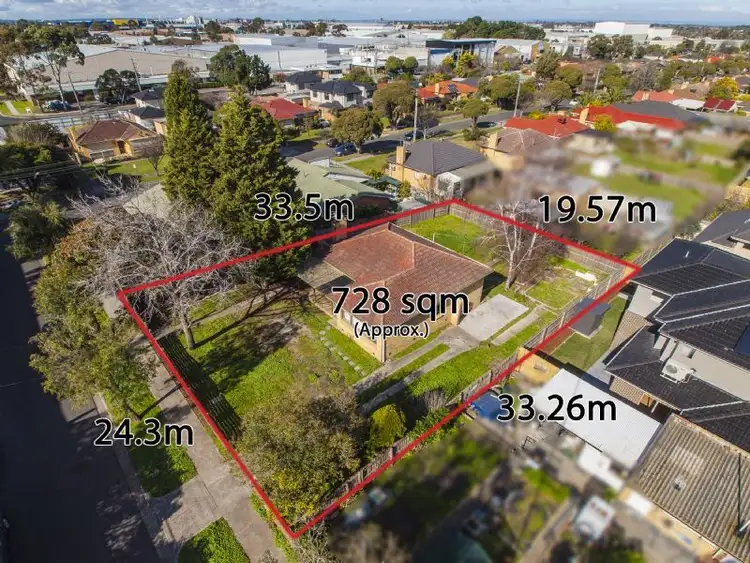 2 Dooga Street, Clayton VIC 3168