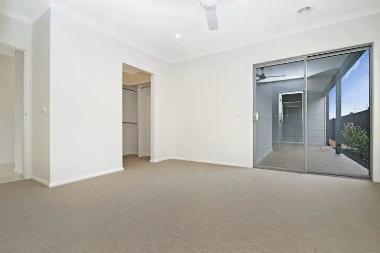 Seventh view of Homely house listing, 5 John Russell Road, Cranbourne West VIC 3977