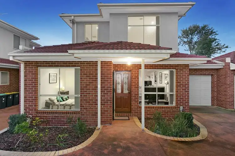 2/34 Watt Avenue, Oak Park VIC 3046