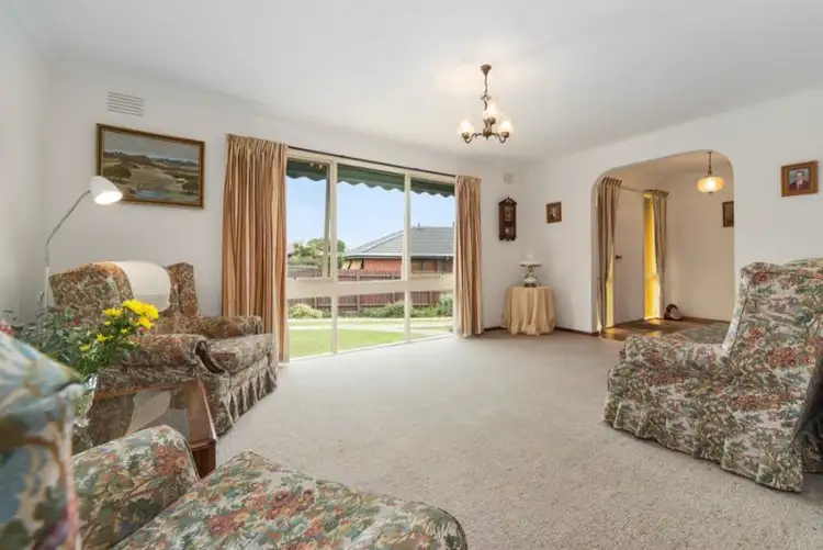 Fifth view of Homely house listing, 11 Wilbraham Court, Frankston VIC 3199