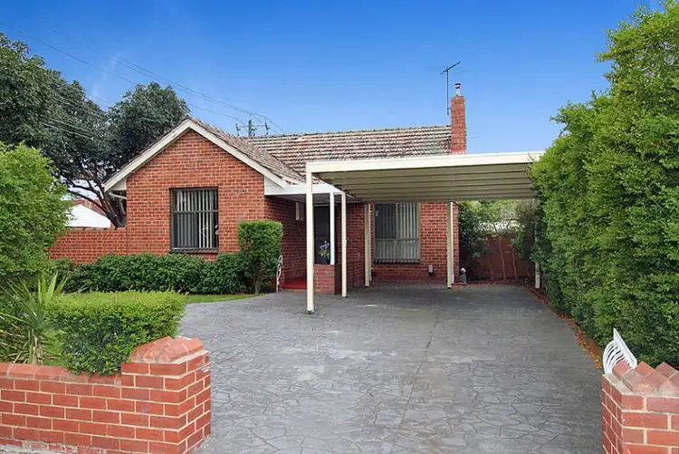 27 Orrong Avenue, Reservoir VIC 3073