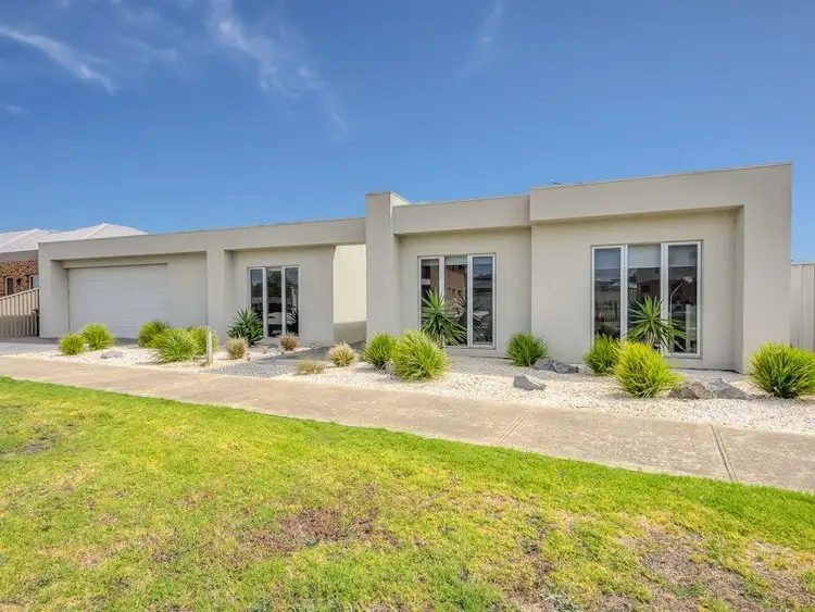 4 Mizzen Court, Indented Head VIC 3223